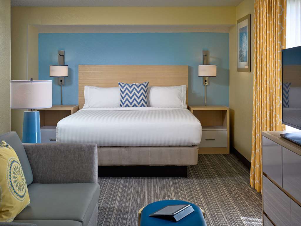 Sonesta Es Suites Orlando International Drive Williamsburg Room photo